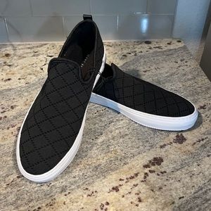 NWOB Marc Fisher Black Slip-on Quilted Sneakers